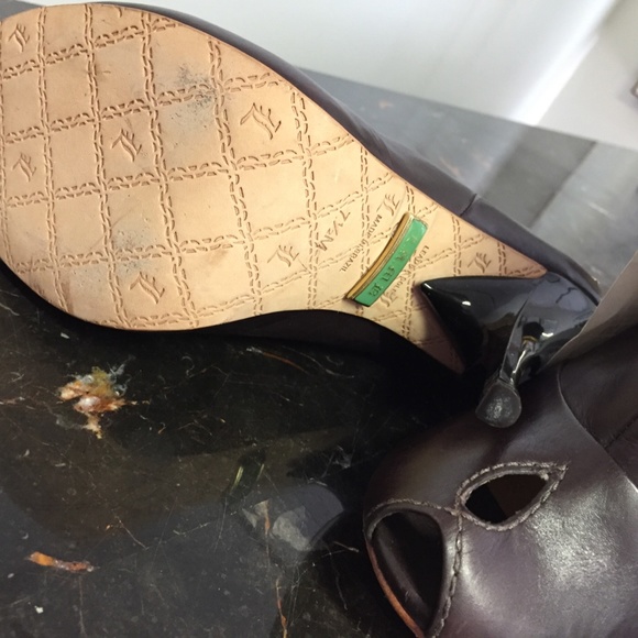 LAMB stiletto leather booties, NWT, authentic, stated size 7.5 =7 or 6.5… - Picture 8 of 8